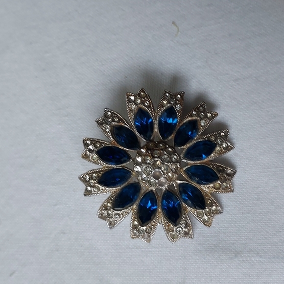 Blue sapphire Rhinestone and diamond 💎 pin brooch antique estate jewelry ✨️ - Picture 3 of 12